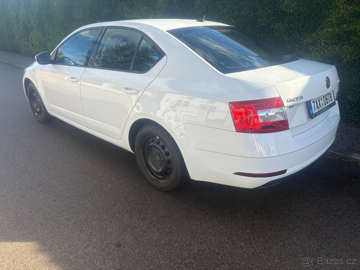 Škoda Octavia 1,0 / 85 kW ČR 44.800 km - 4