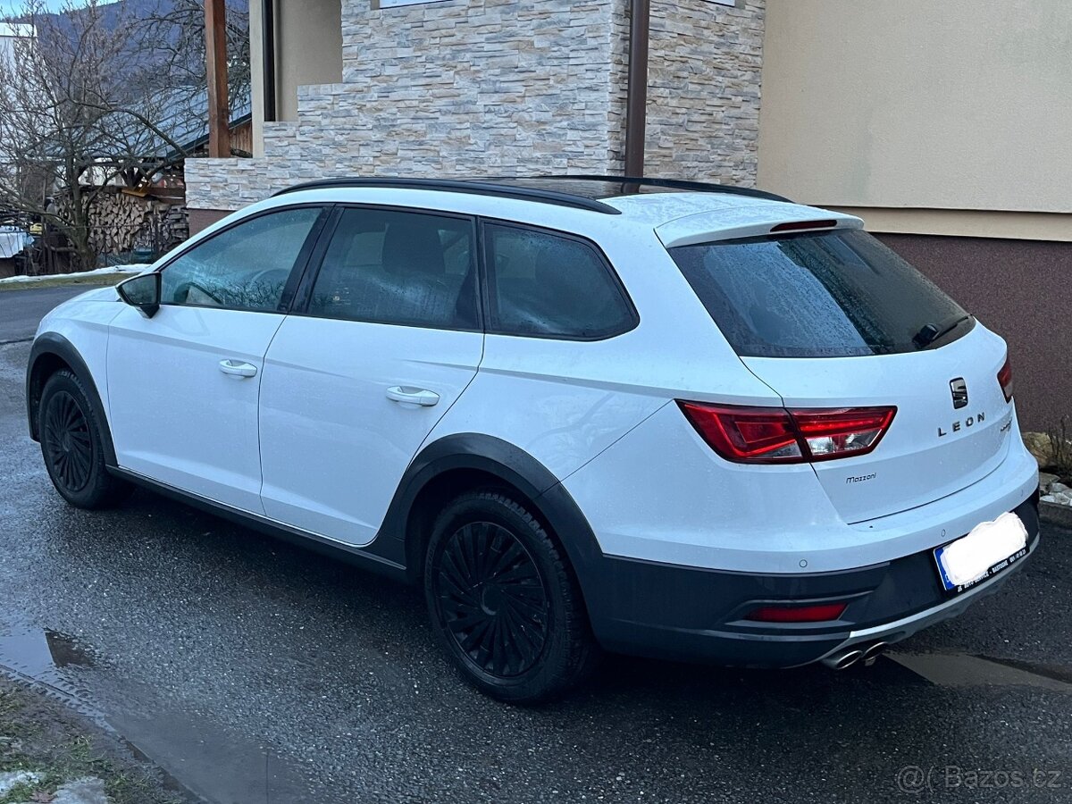 Seat Leon 1.6 TDI X-PERIENCE 4DRIVE, FULL LED,PANORAMA - 4