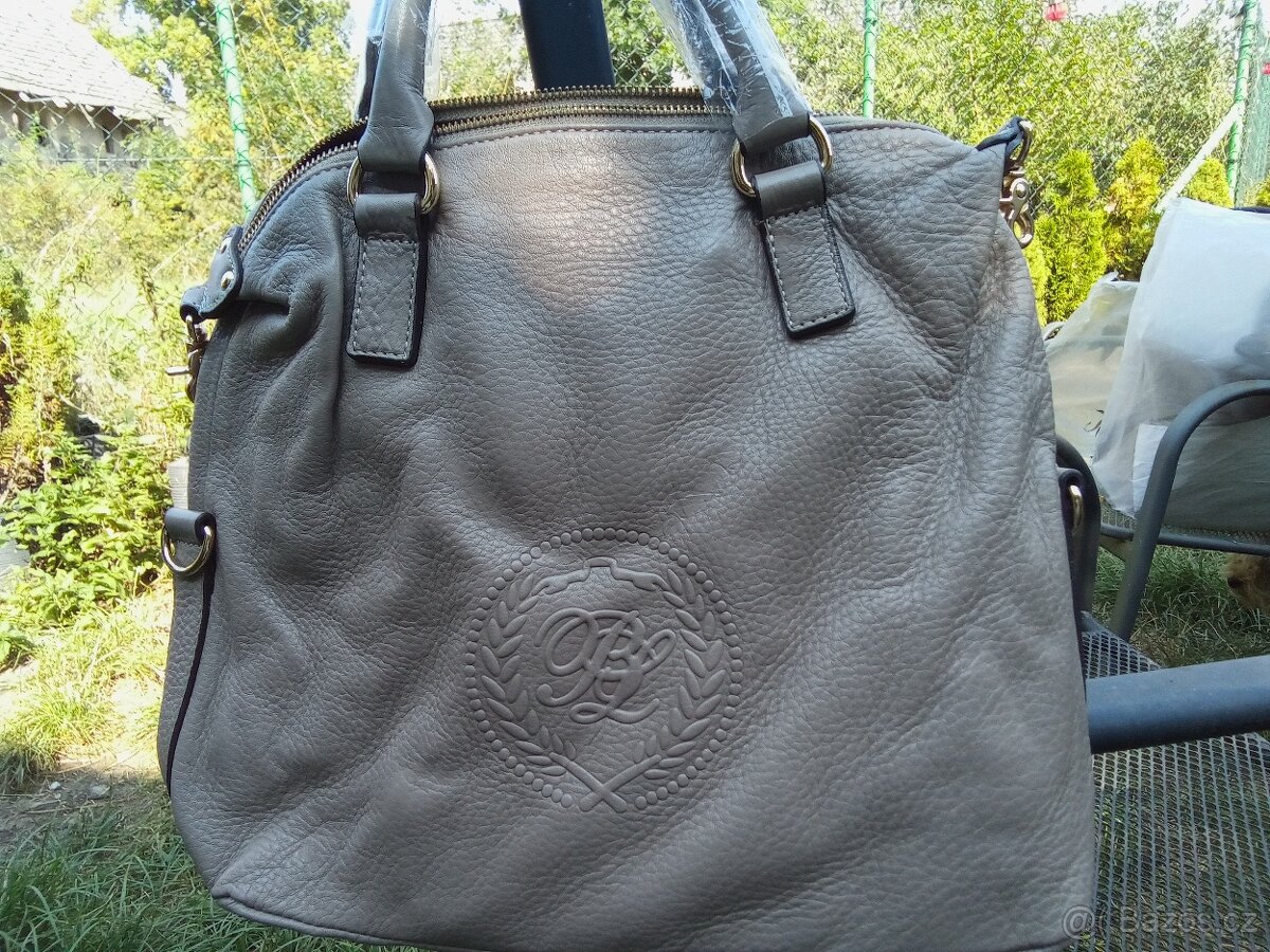 ŠEDÁ KOŽENÁ KABELKA - 4