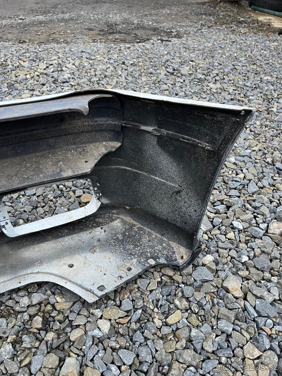 Bmw e36 nárazník - 4