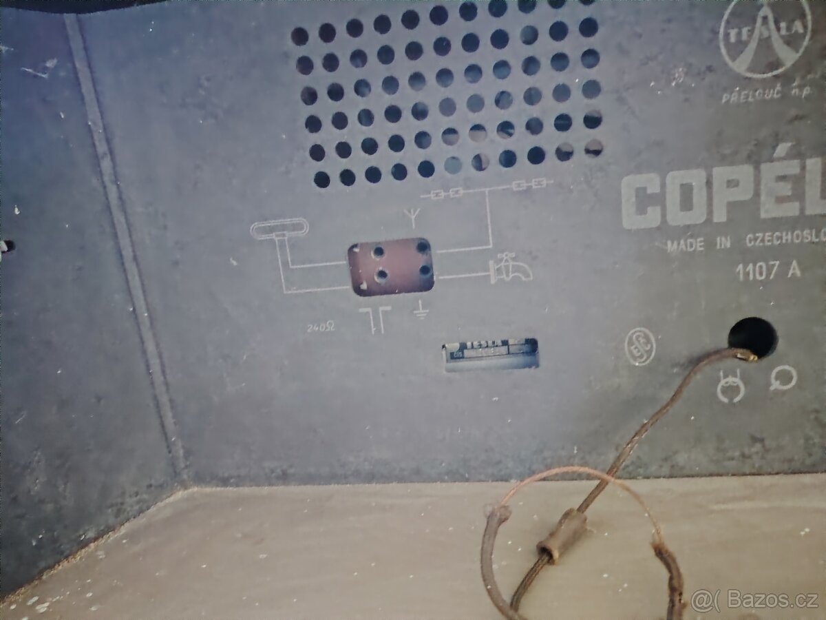 Historické gramorádio Tesla - 4