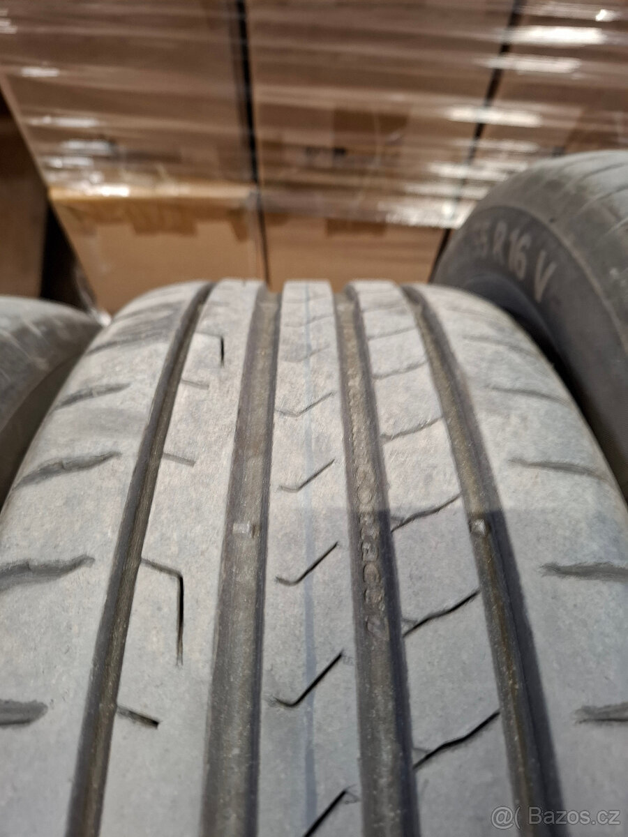 Continental Premium Contact 7 205/55 R16 - 4