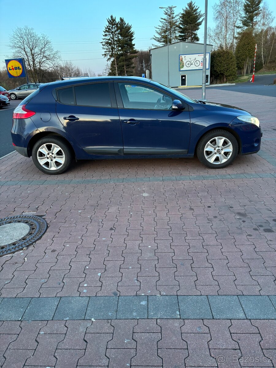 Renault Mégane 1.6-74KW - 4
