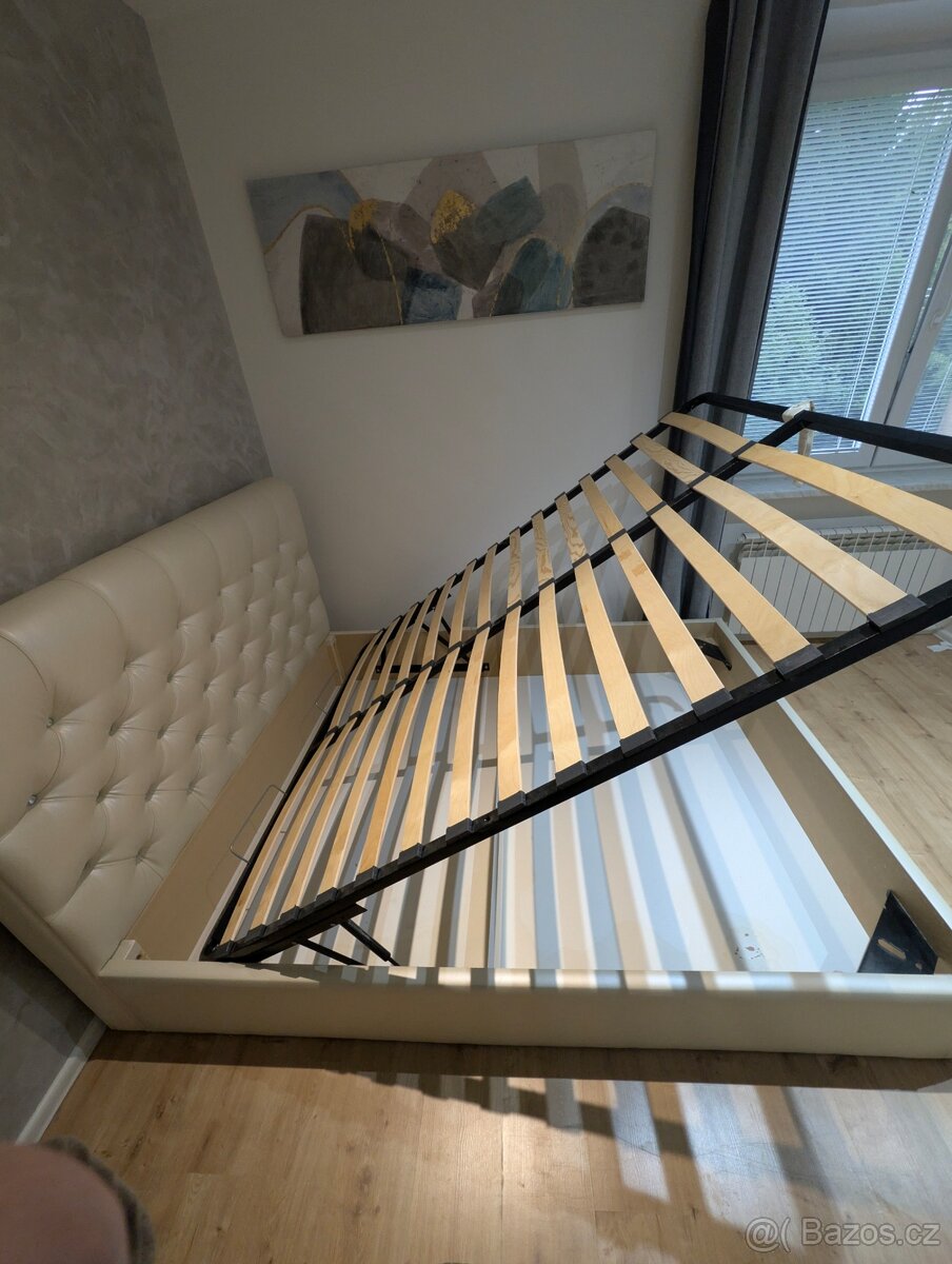 Manželská postel s úložným prostorem a roštem - 4