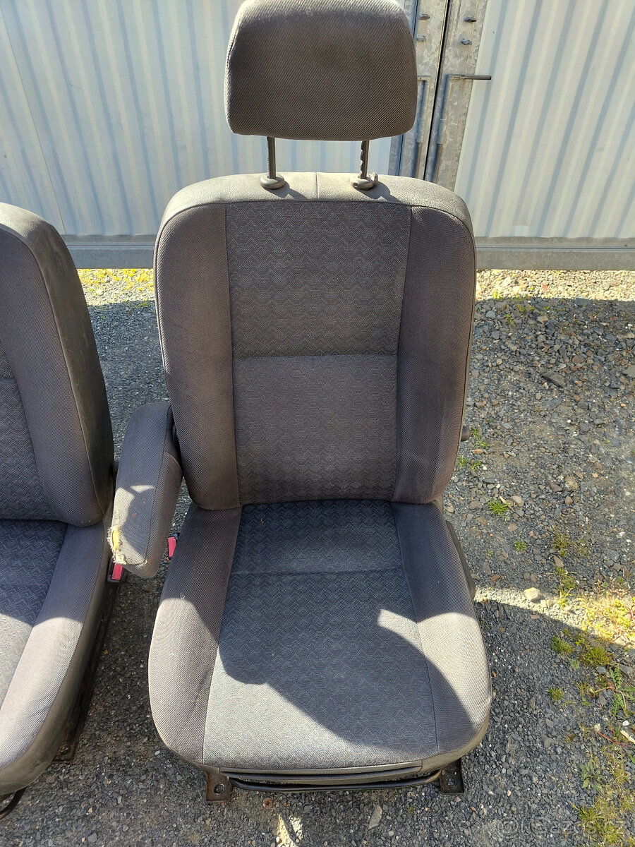 Přední sedačky Connect Tourneo / Transit - 4