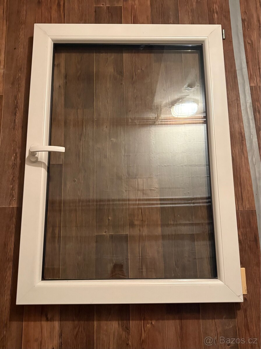 Plastové dvoukřídlé okno - 4