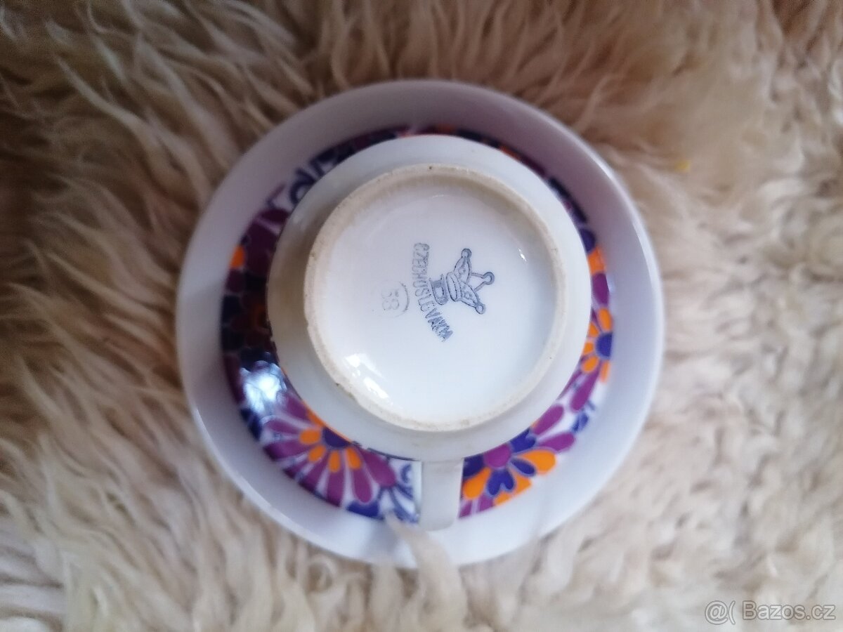 Retro hrneček + talířek - 4