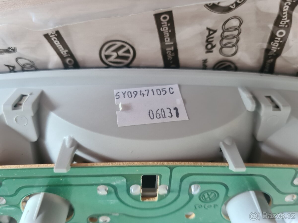 NOVÉ Stropní osvětlení Fabia, Golf, Seat ORIGINÁL - 4