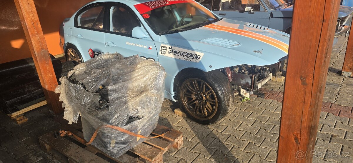 BMW e90 .WTCC kit Závodní auto - 4