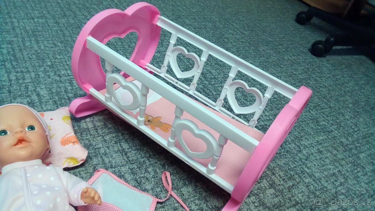 Panenky,postýlka,cena celkem - 4