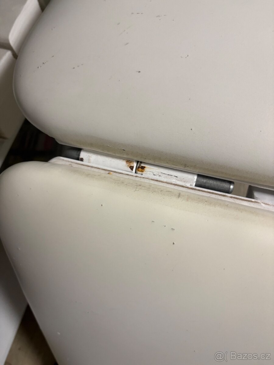 Lehátko na pedikúru, kosmetiku, masáže - 4