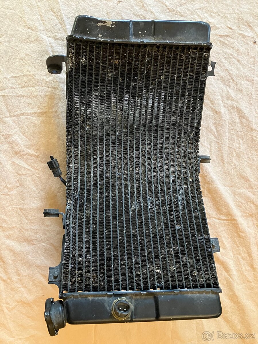 Chladič Suzuki GSXR 600 96-00 - 4