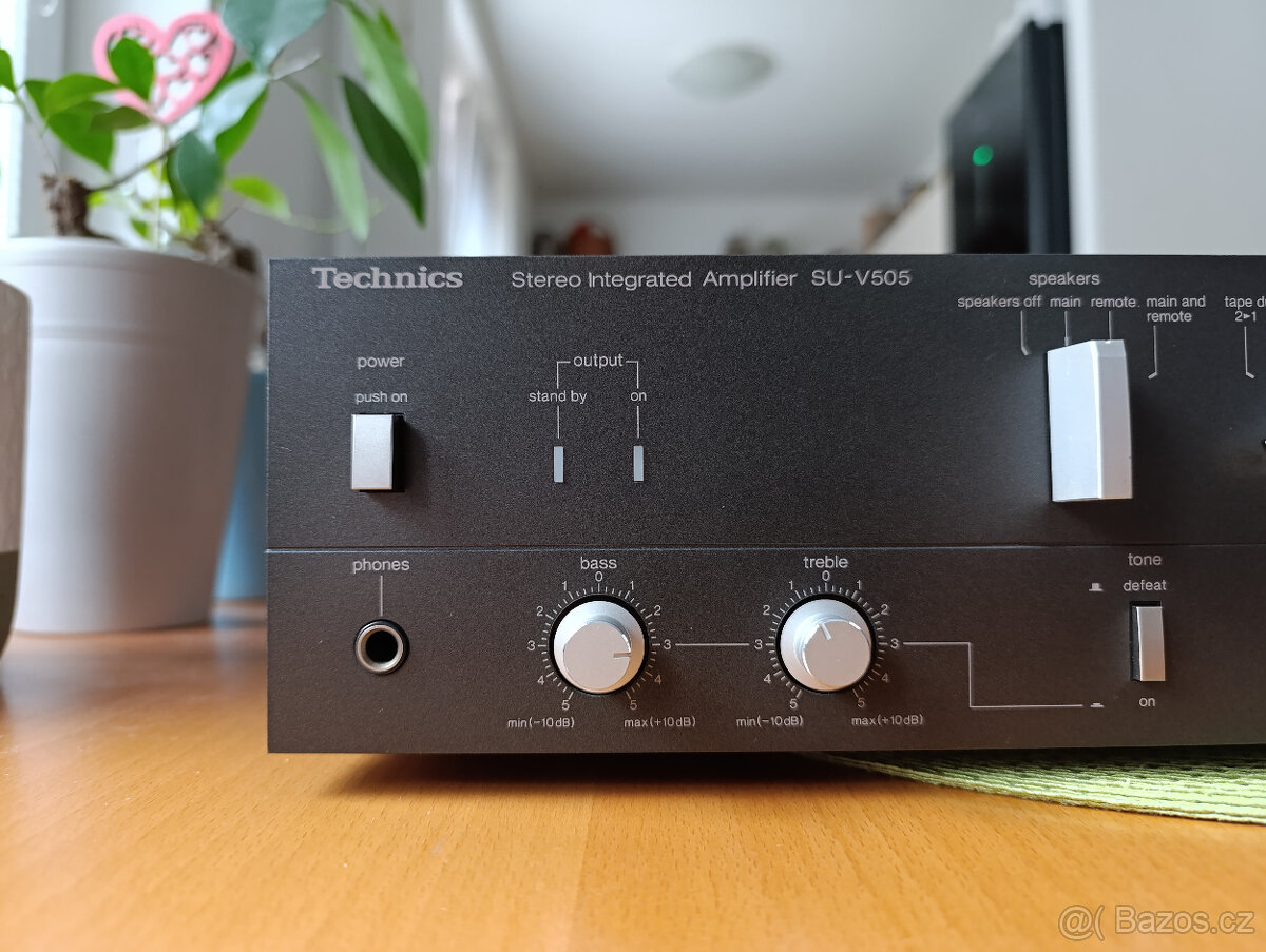 zesilovač Technics SU-V505 - 4