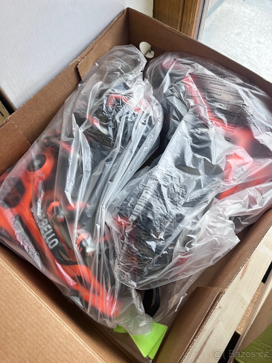 Lyžáky Dalbello DS 120 - vel.25 - 4