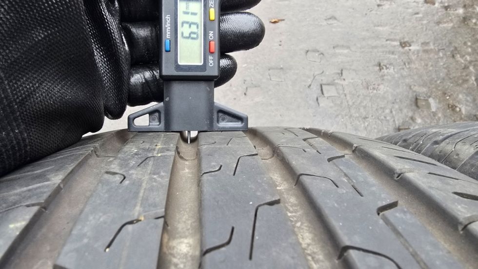 Letní pneu 215/55/17 Continental - 4