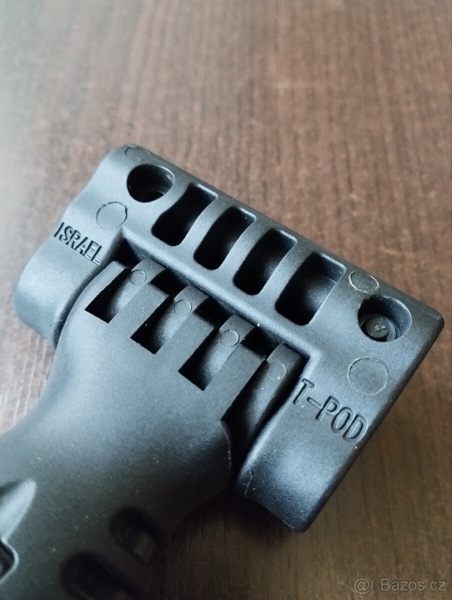 Dvojnozka - 4