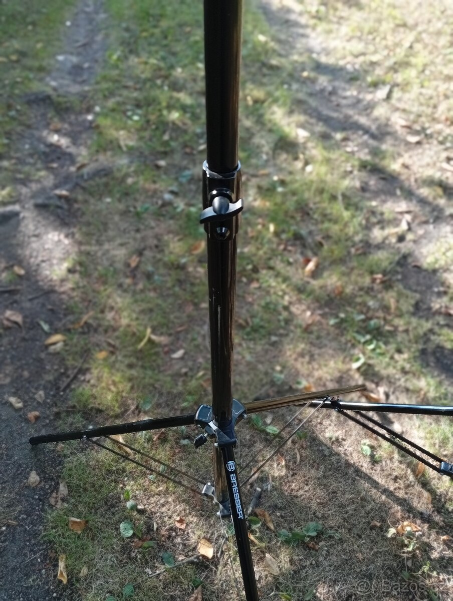 Dva stativy Bresser - 4