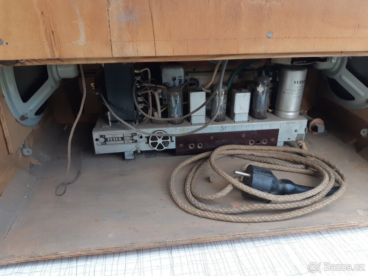 Radio historické TESLA s gramofonem - 4