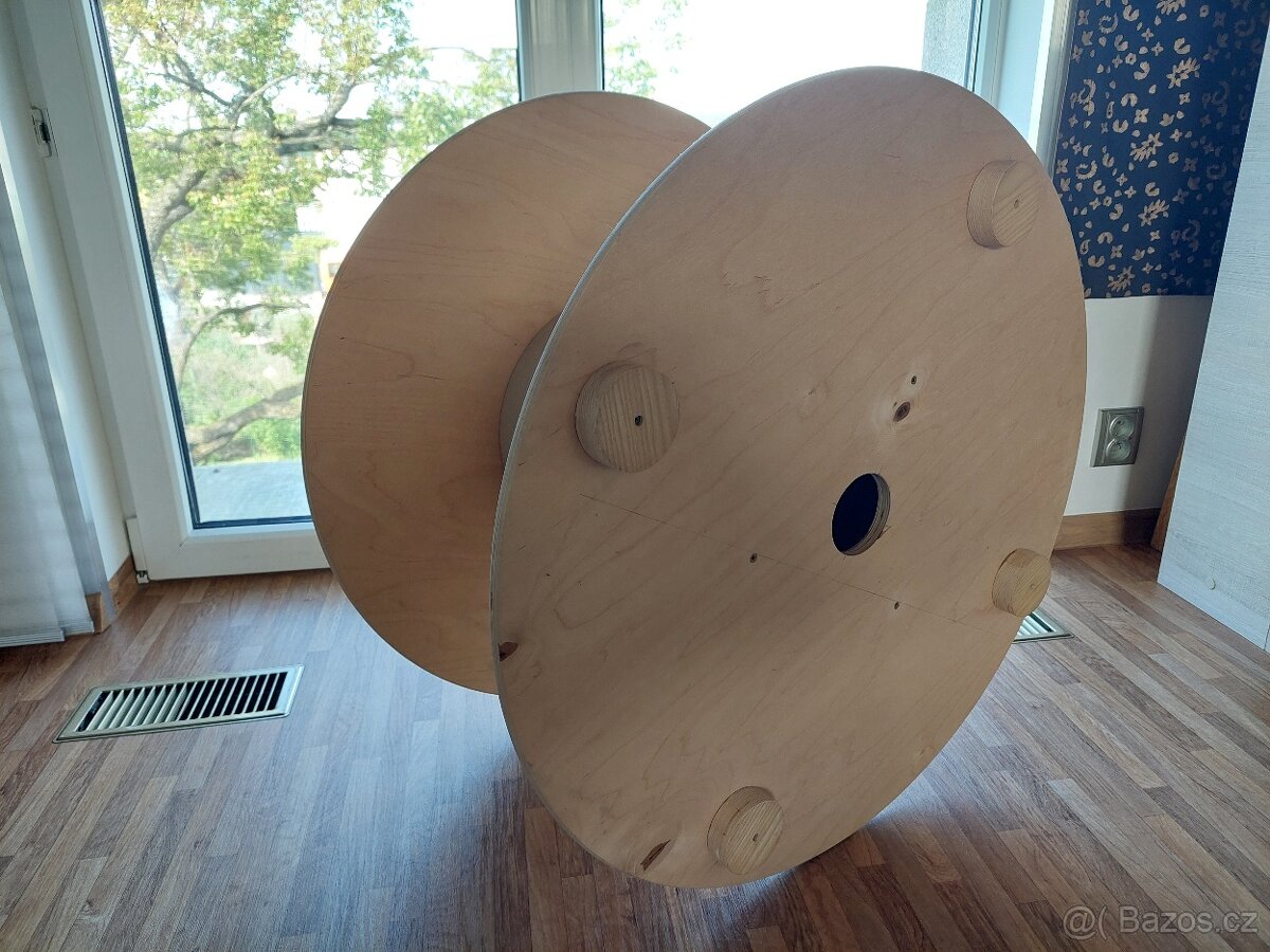 Kulatý stolek průměr 75cm - 4