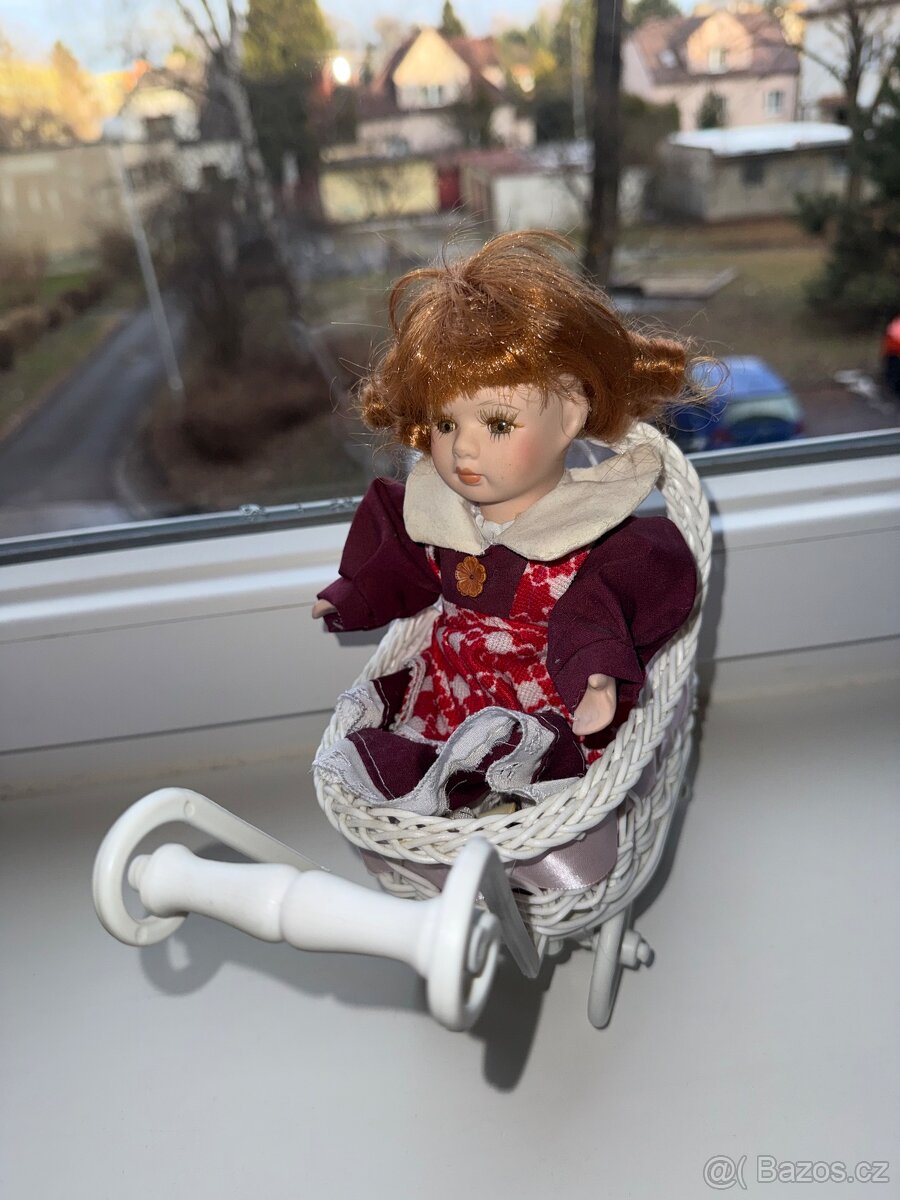 Kočárek s panenkou - 4
