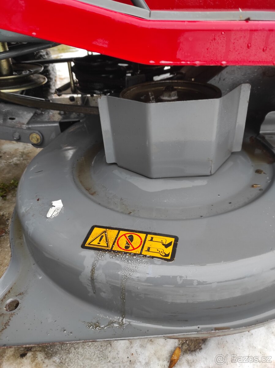 Zahradní traktůrek Murray Sentinel 135. - 4