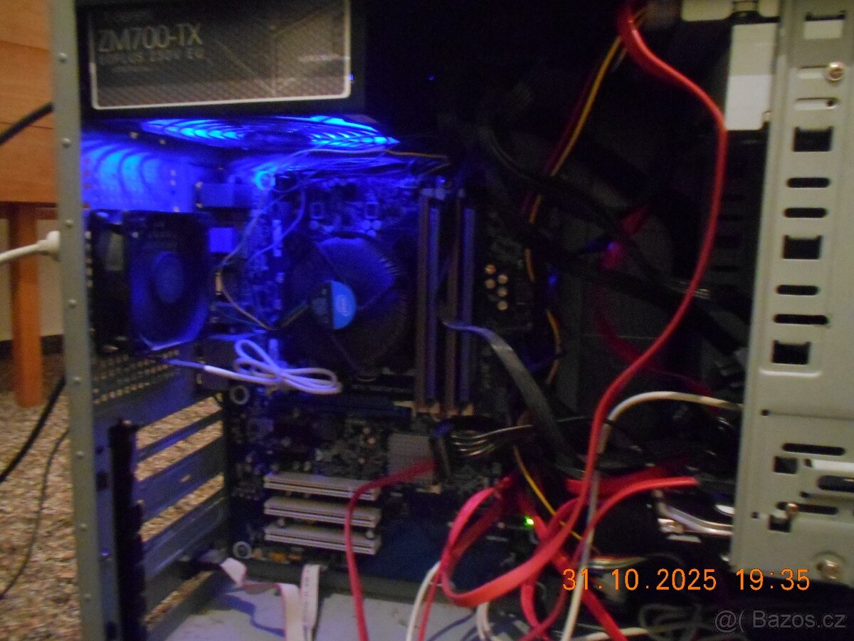 PC + 2x LCD; IntelCore i5 3,2Ghz; 12GB DDR3, SSD disk, DVDRW - 4