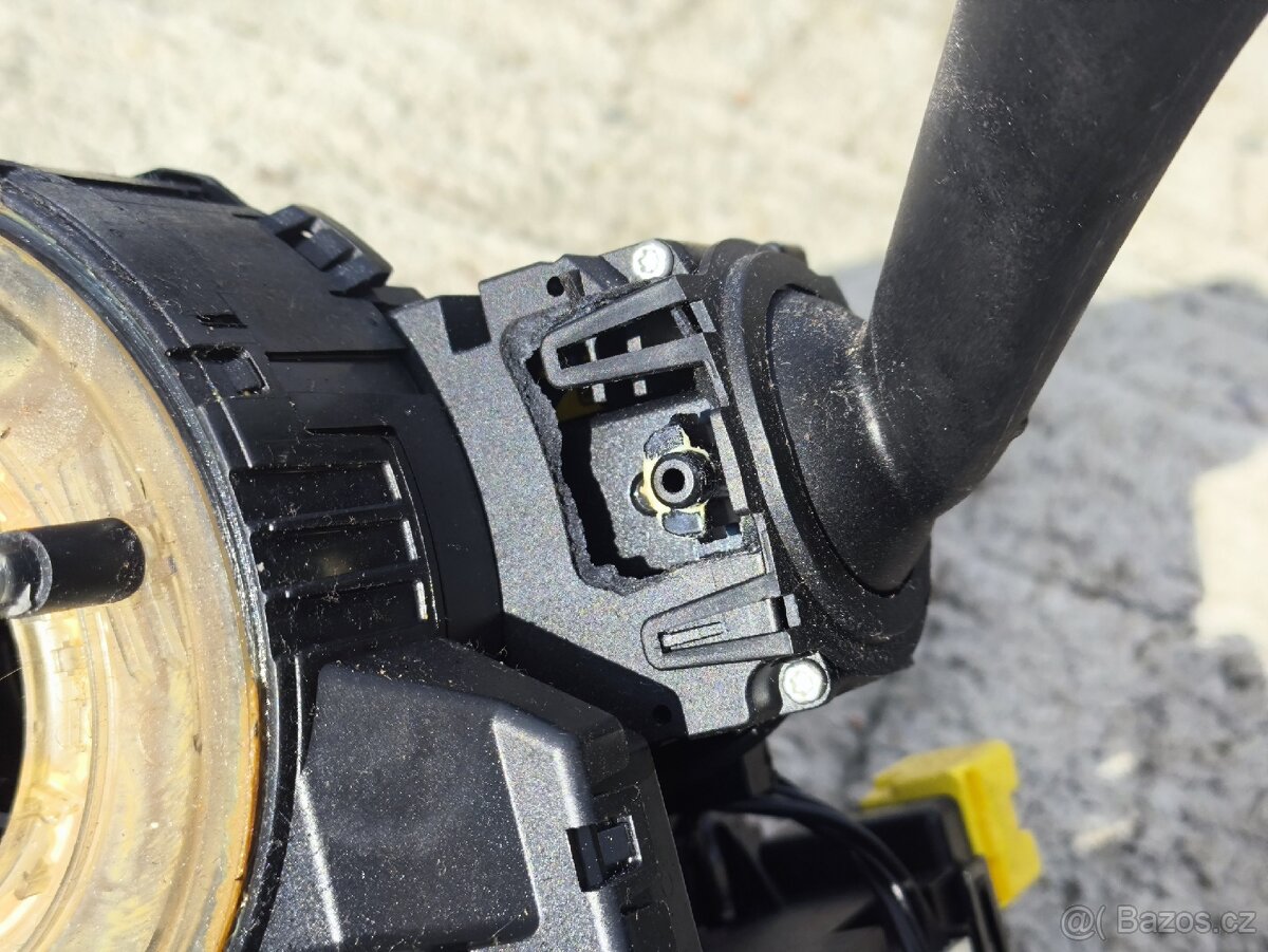 Passat B6 - páčky, tempomat, podvolantova jednotka, kroužek - 4