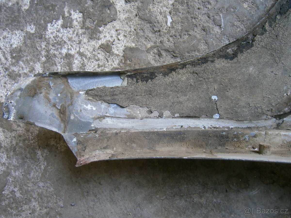 škoda 100 blatník - 4