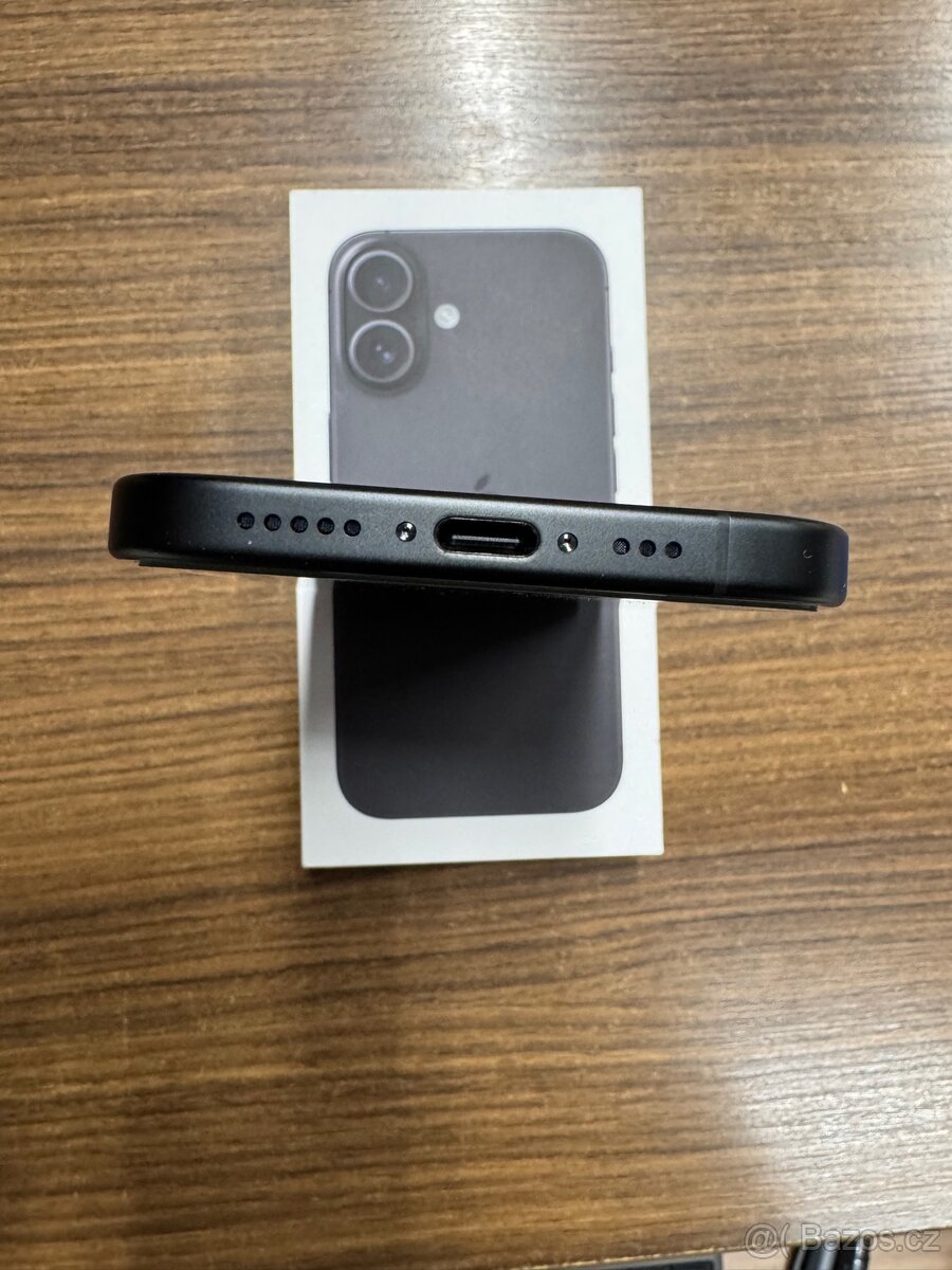 Apple iPhone 16 128GB - 4