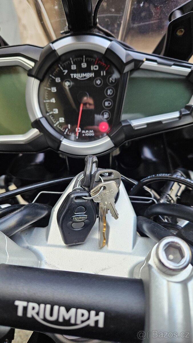 Triumph Explorer XRT Tiger1200 - 4