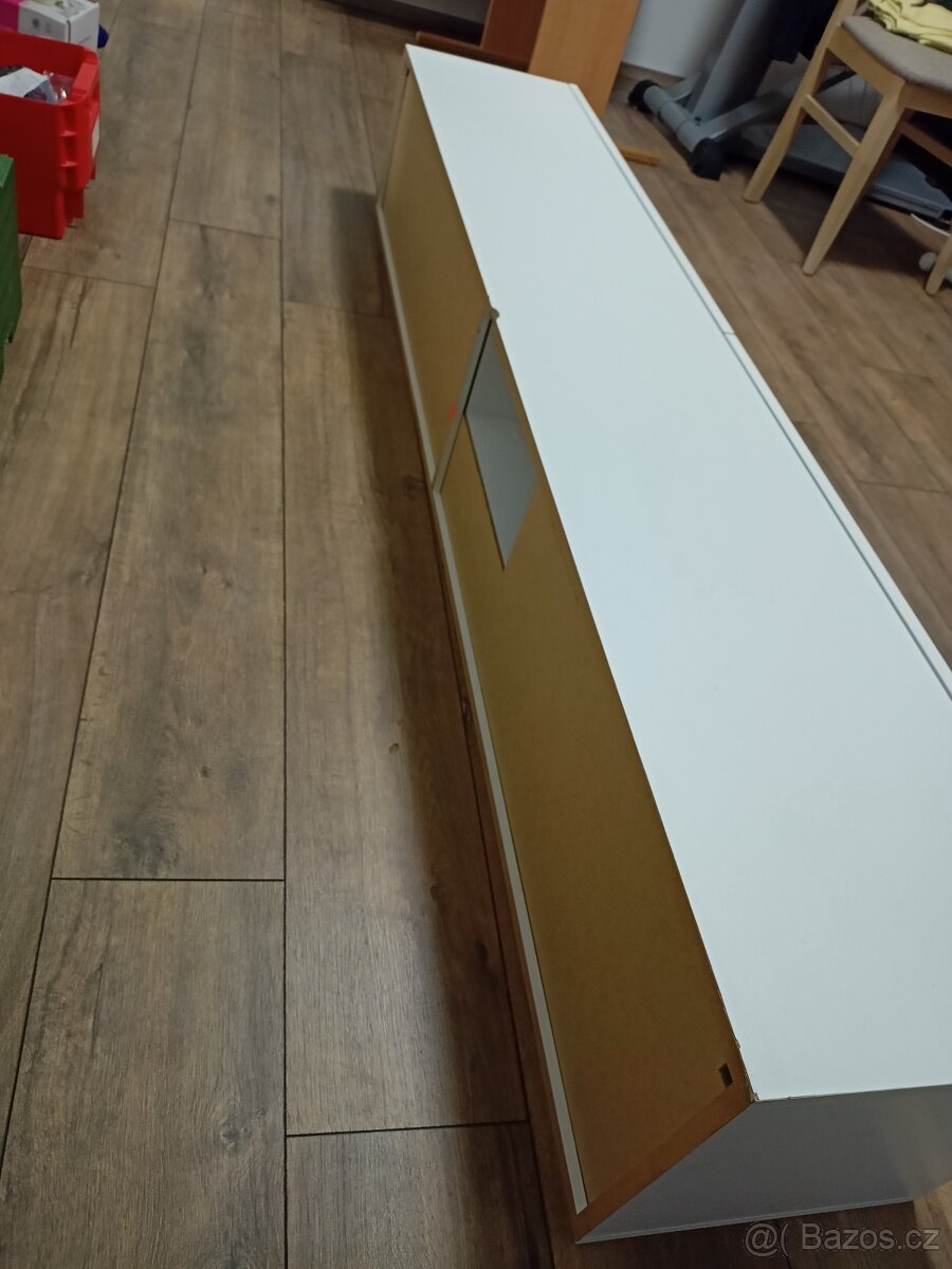 TV skříňka - 4
