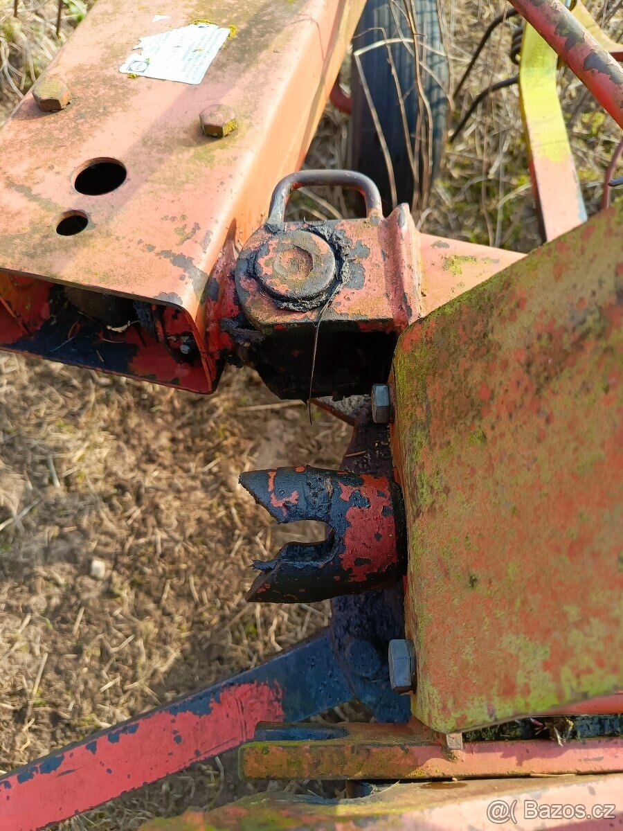 Obraceč sena Fella TH520 - 4