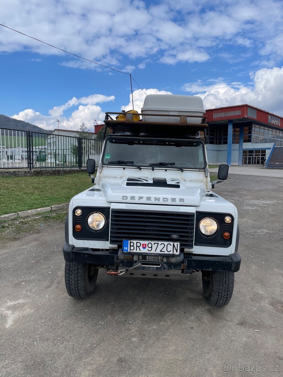 Land Rover Defender 110
