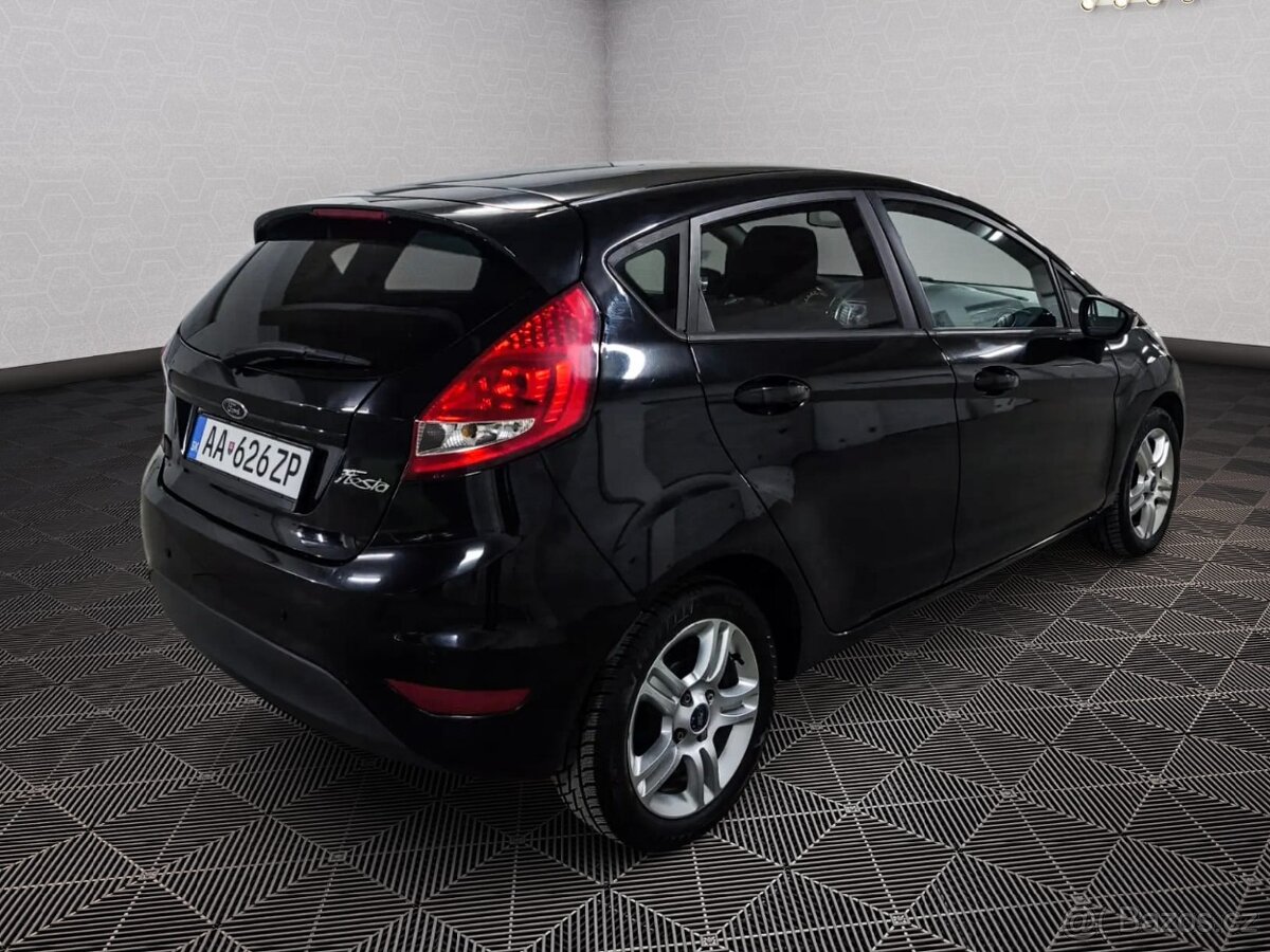 Ford fiesta 1.25 benzín - 4