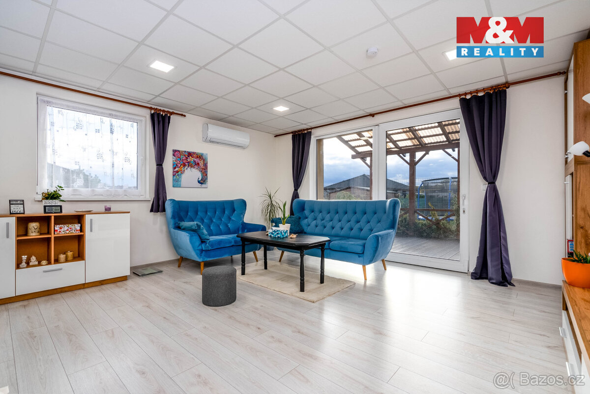 Prodej rodinného domu 5+1, 1205 m², Černá u Bohdanče - 4