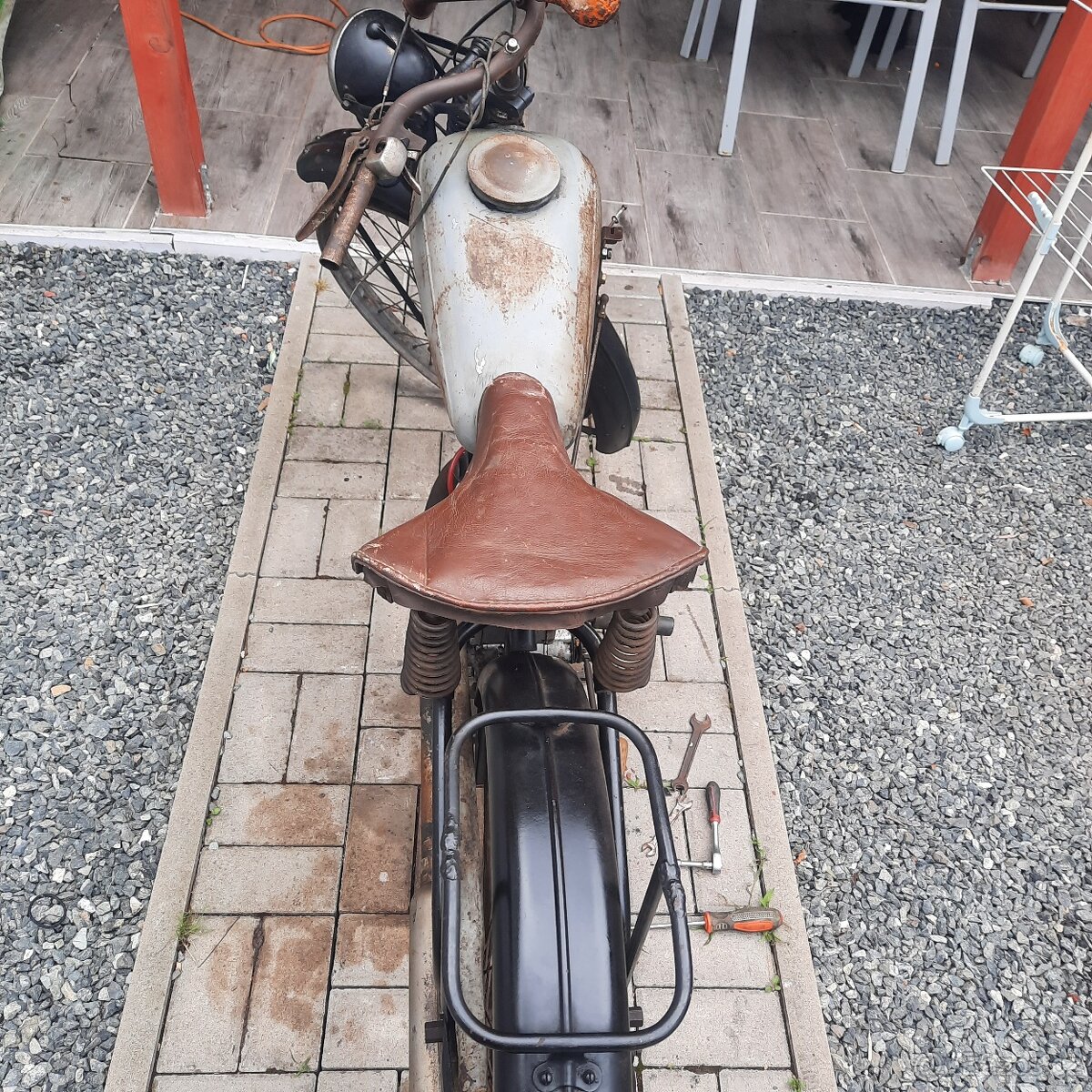 Prodám ČZ 98 motokolo - 4