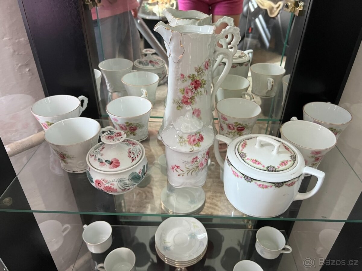 porcelán, keramika sady hrnečků, talířků, váz - 4