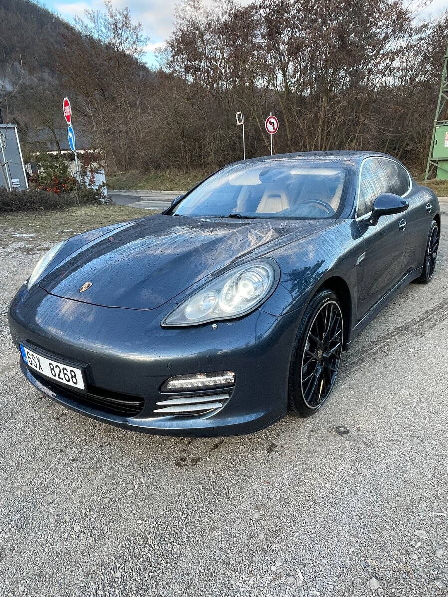 Porsche panamera 4.8i 4S(4x4) - 4