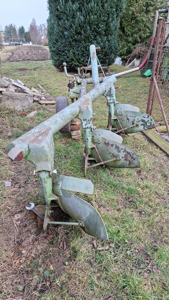 Prodám tříradličný trubkový roudnický pluh - 4