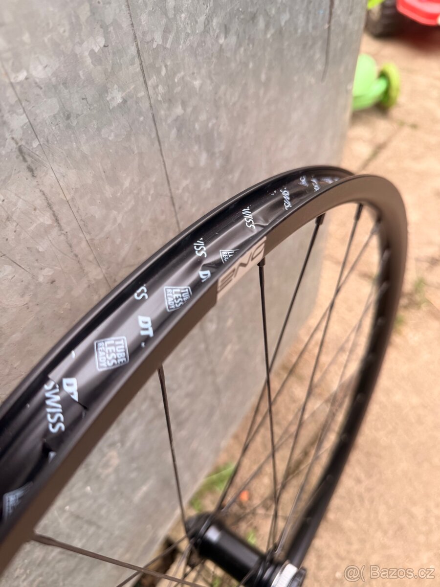 Zapletená kola ONE 27,5” nové - 4