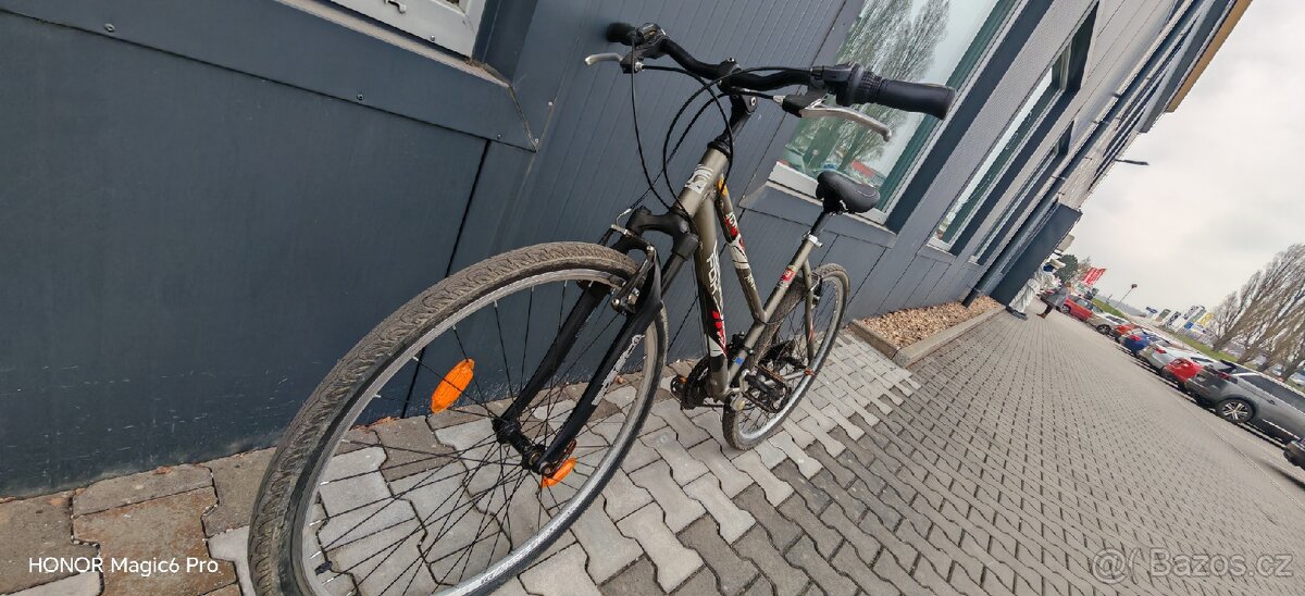 Trekingové kolo Leader Fox 19" - 4