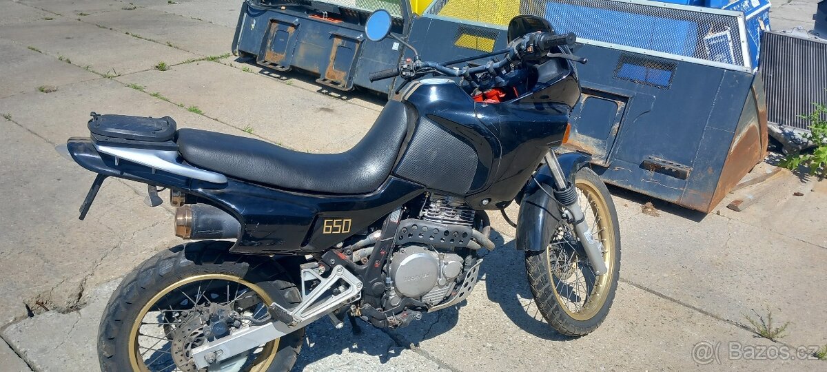 Honda 650 Dominator