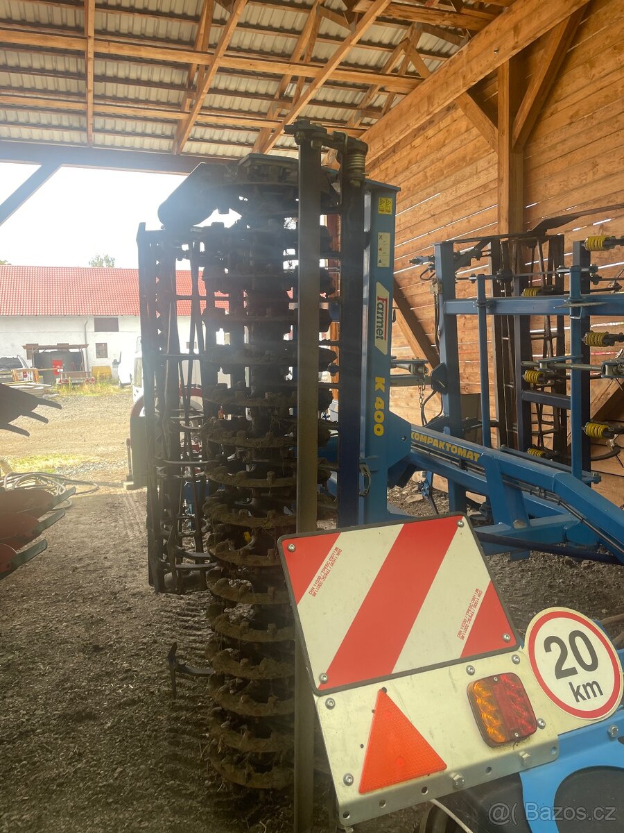 Farmet kompaktor 4m - 4