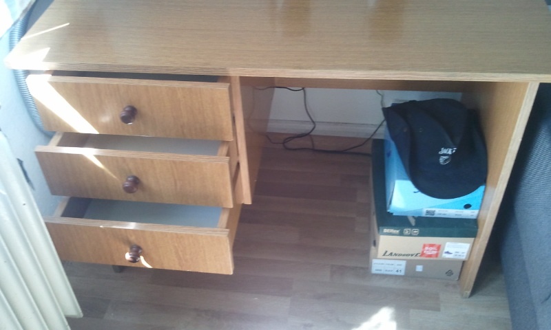 Stůl počítačový - 4