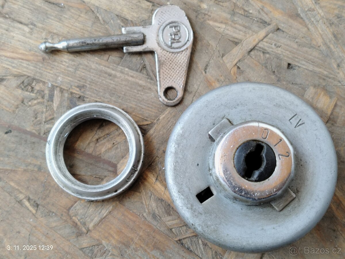 ČZ skútr, Tatran, Manet, Velorex - startovací poloha - 4