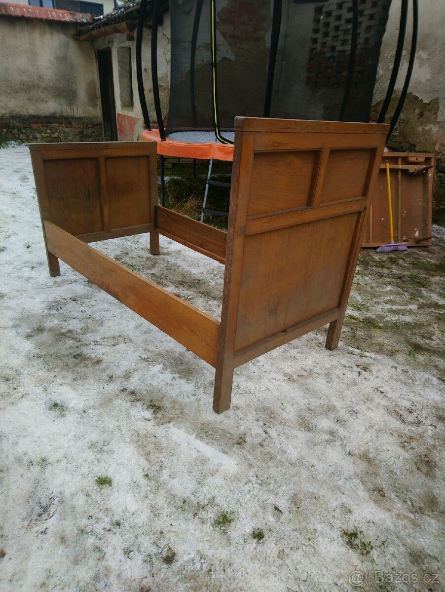 Prodám postele délka roštu 180 cm 40 léta až 50 - 4