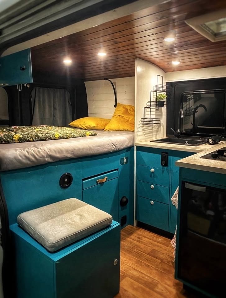 Obytná dodávka - 4