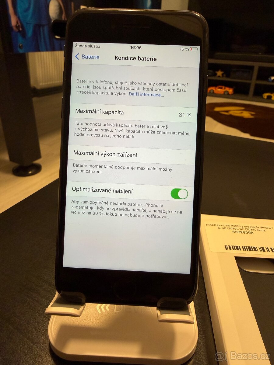 IPhone 8 64GB + pouzdro FIXED - 4