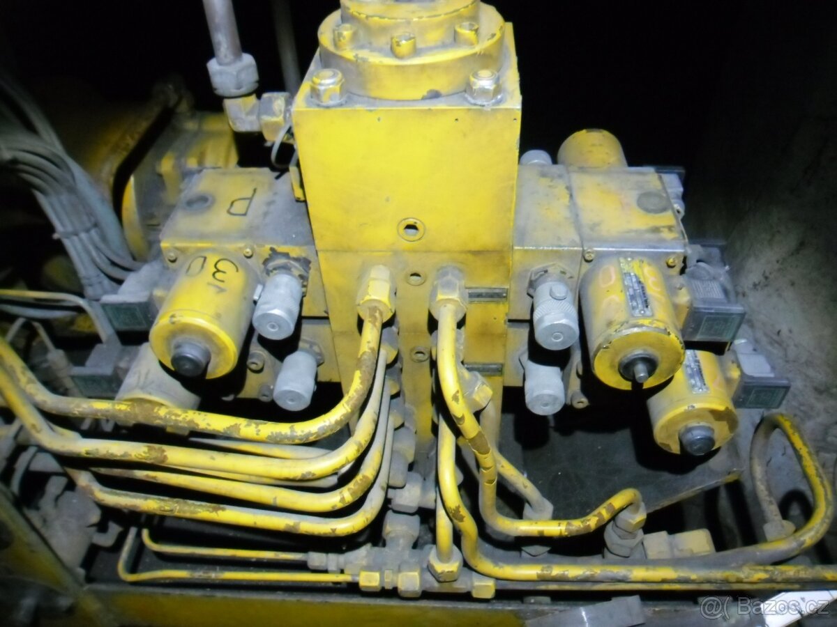 Predám hydraulický agregát - 4