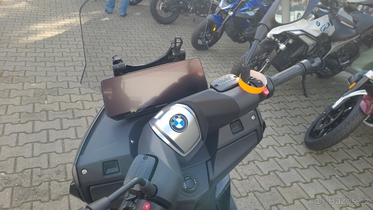BMW C400GT 2025 nový model černá Blackstorm - 4